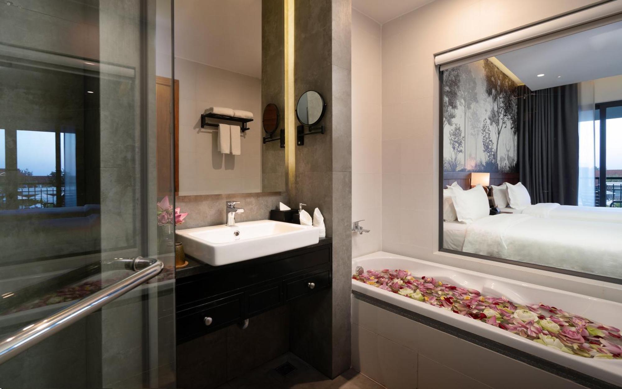 Koulen Central Hotel シェムリアップ エクステリア 写真